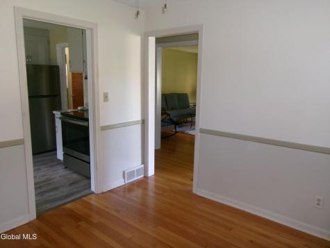 2023 Fairlawn Parkway Schenectady NY 12309