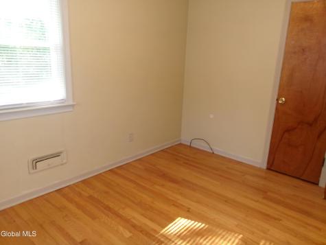 2023 Fairlawn Parkway Schenectady NY 12309