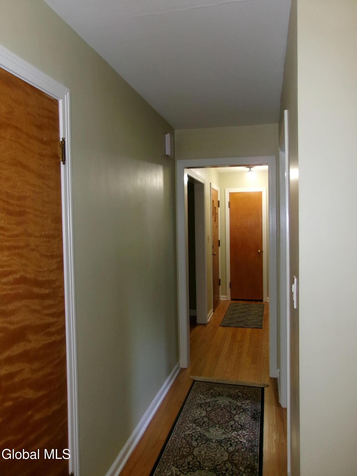 2023 Fairlawn Parkway Schenectady NY 12309