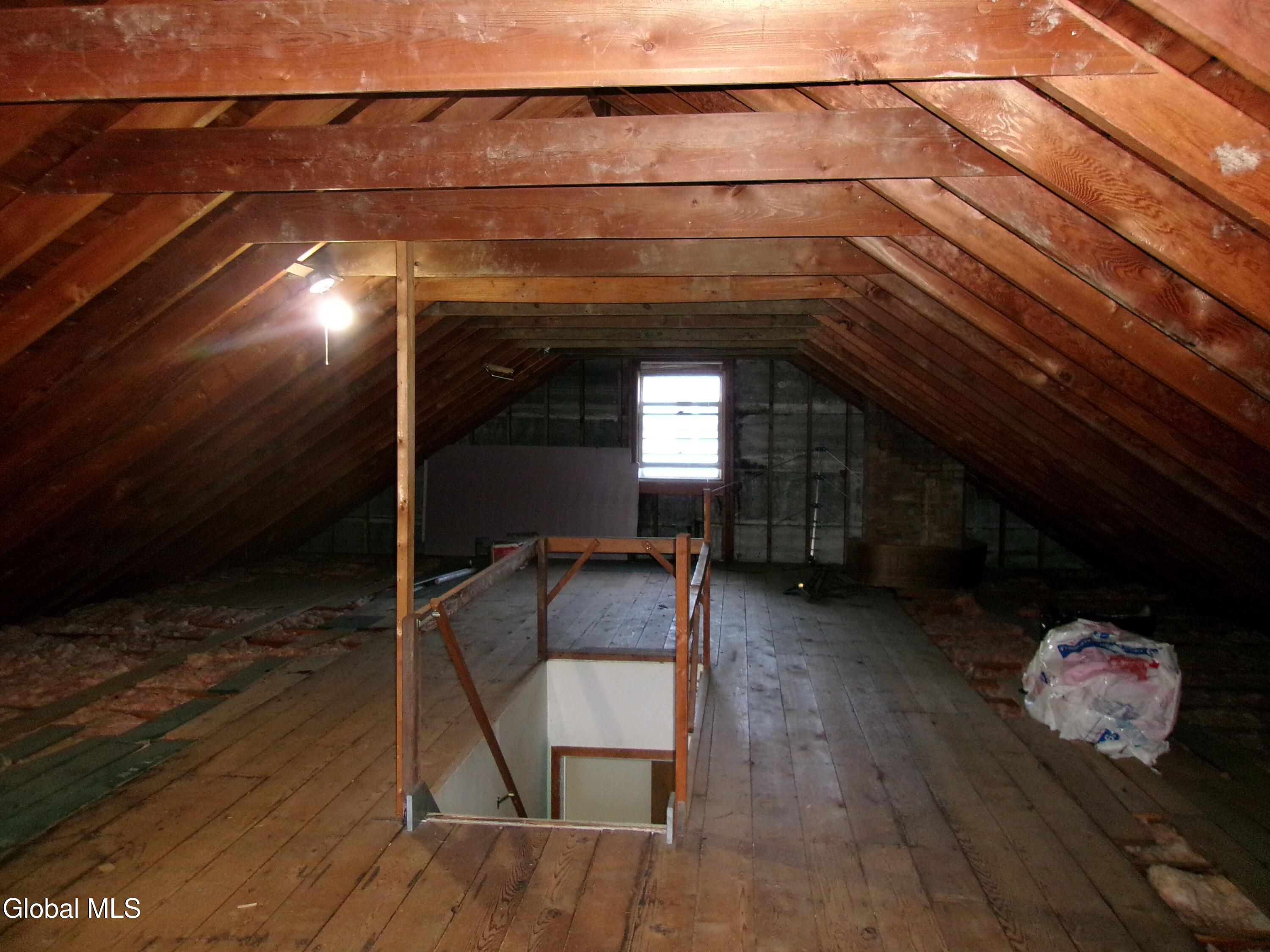 2023 Fairlawn Parkway Schenectady NY 12309