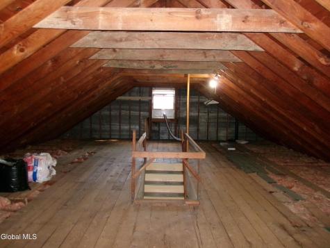 2023 Fairlawn Parkway Schenectady NY 12309