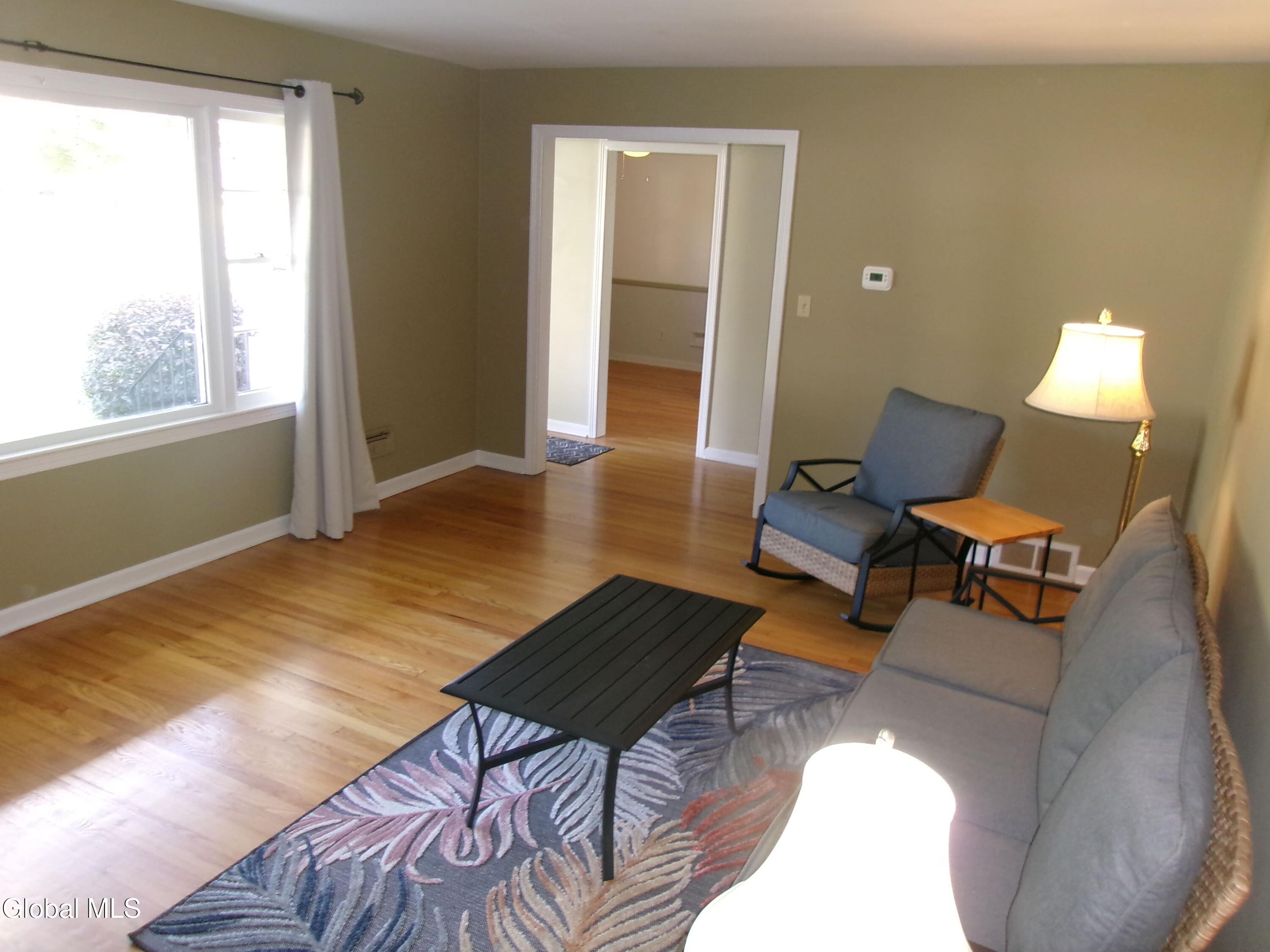 2023 Fairlawn Parkway Schenectady NY 12309