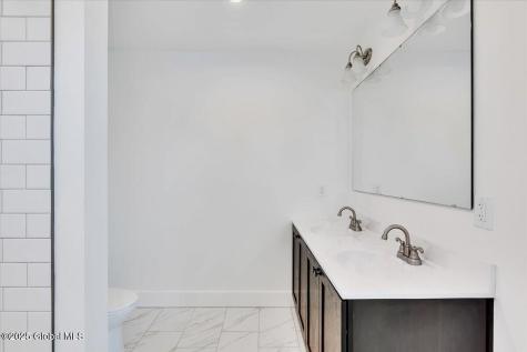 20 Brayton Road Queensbury NY 12845