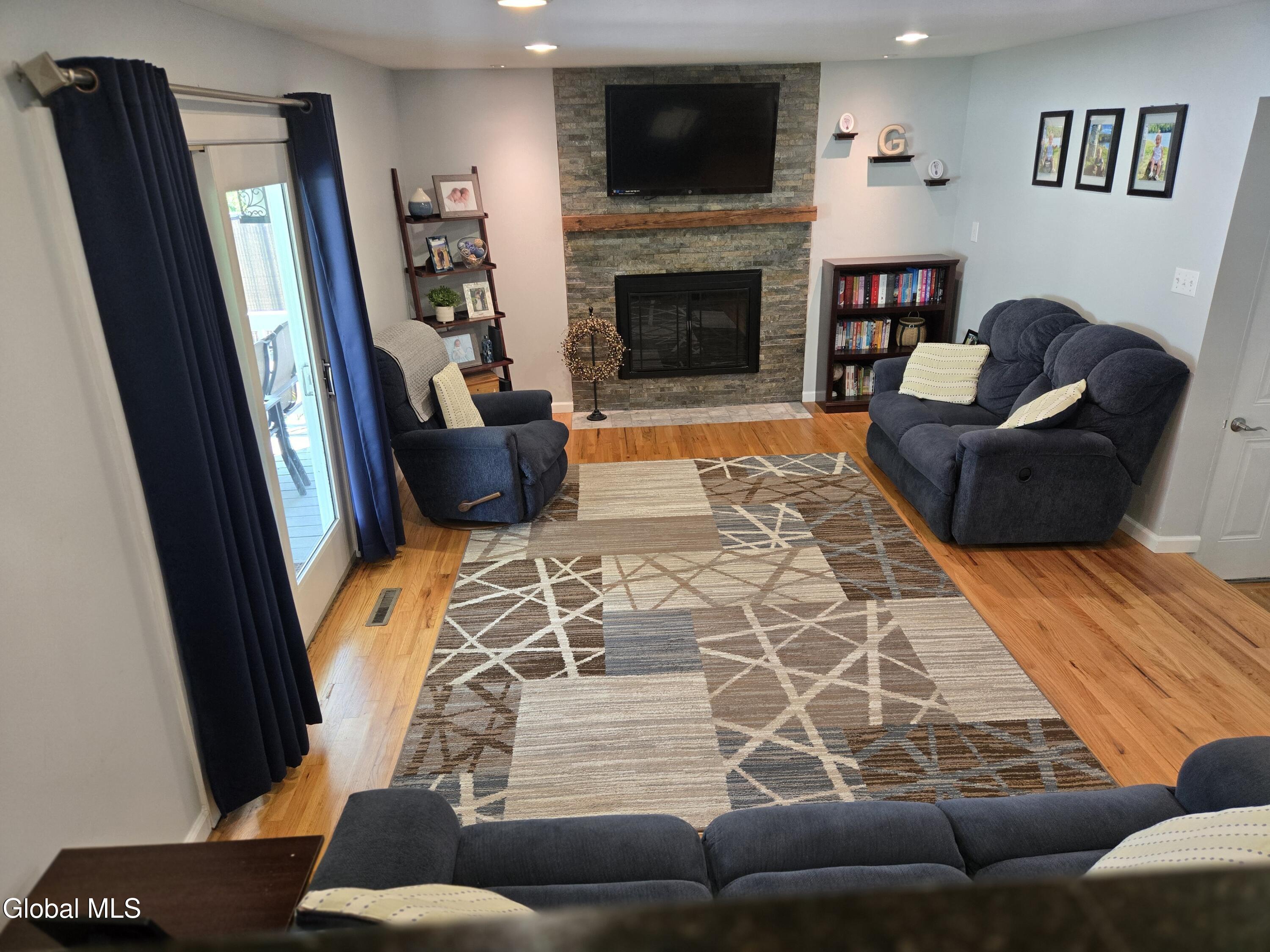 1016 Gates Drive Schenectady NY 12306