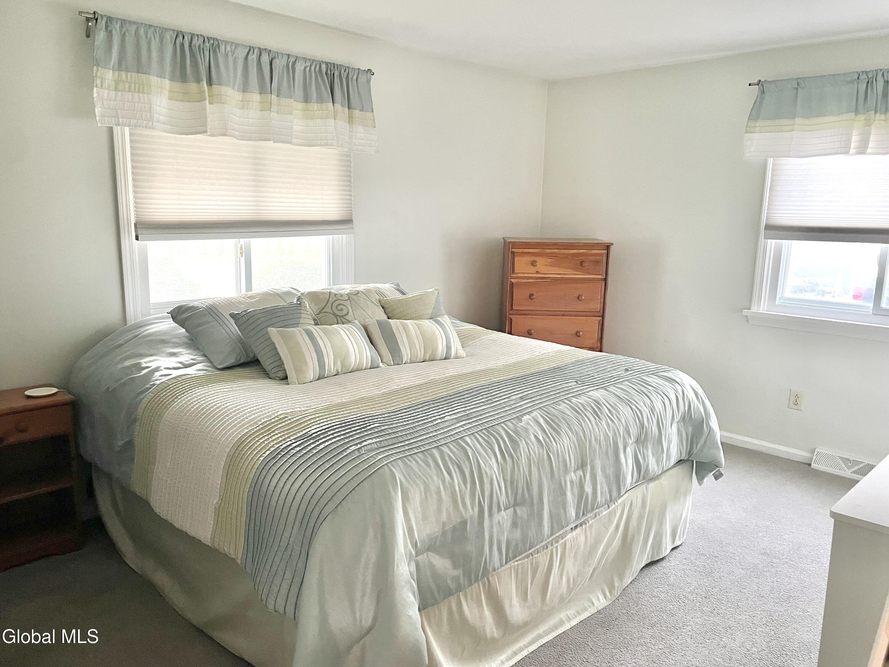 1016 Gates Drive Schenectady NY 12306