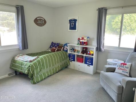 1016 Gates Drive Schenectady NY 12306