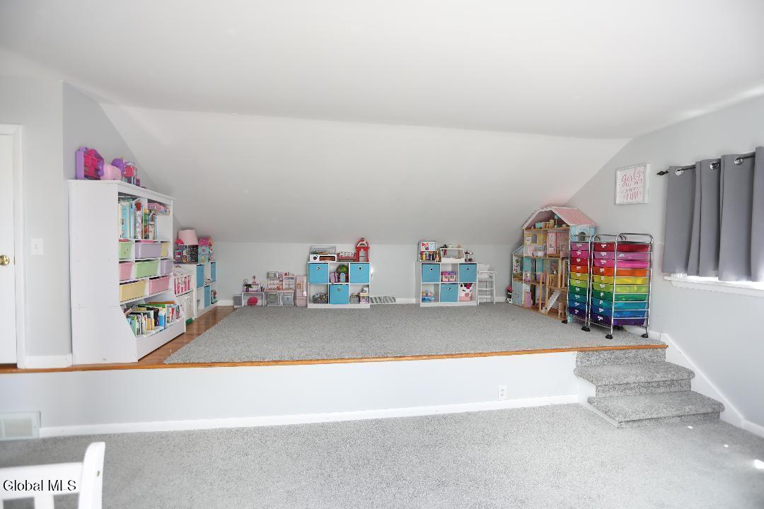 1016 Gates Drive Schenectady NY 12306