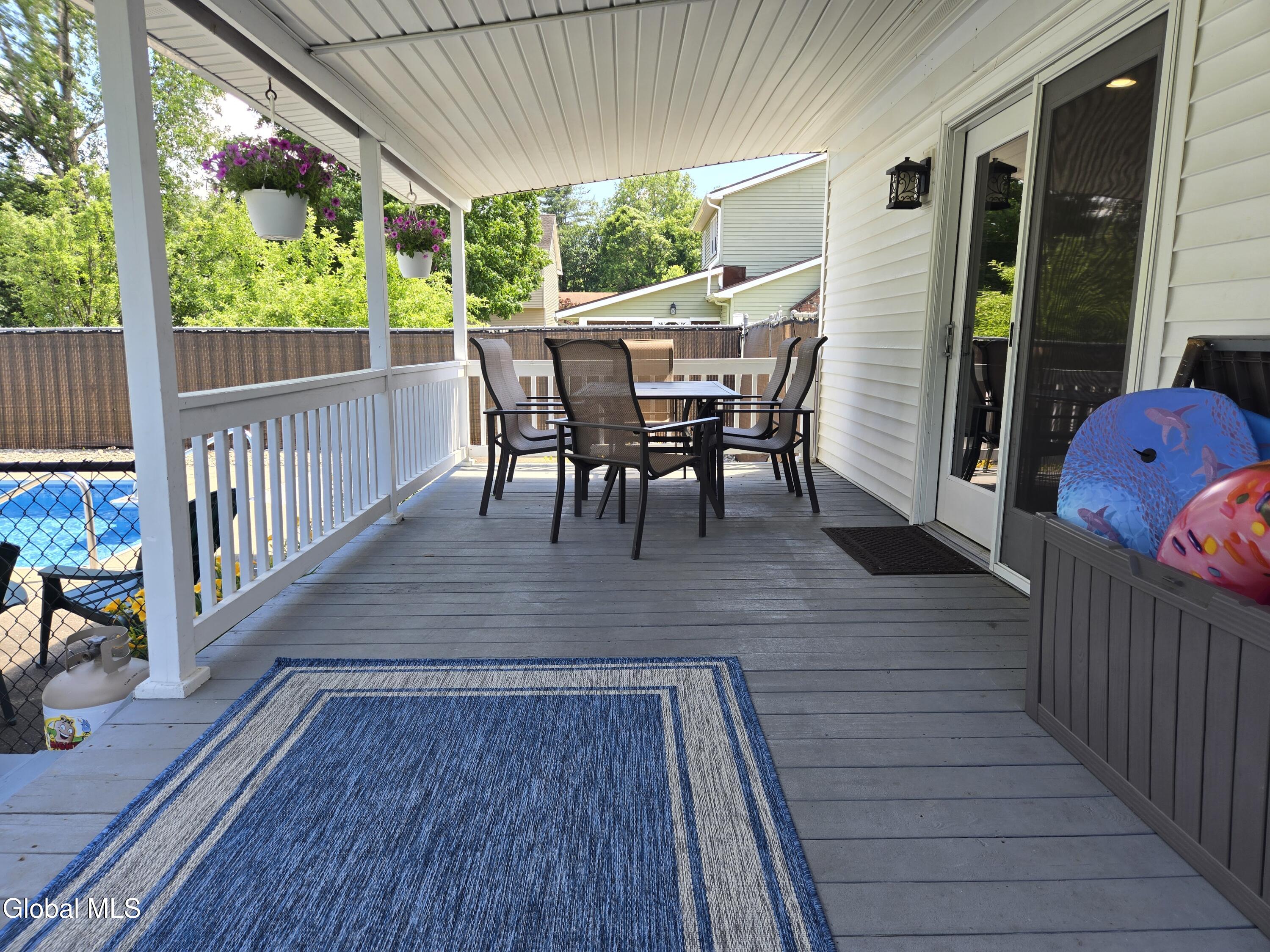 1016 Gates Drive Schenectady NY 12306