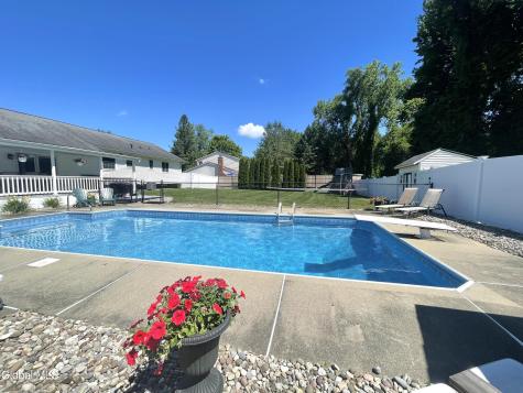 1016 Gates Drive Schenectady NY 12306