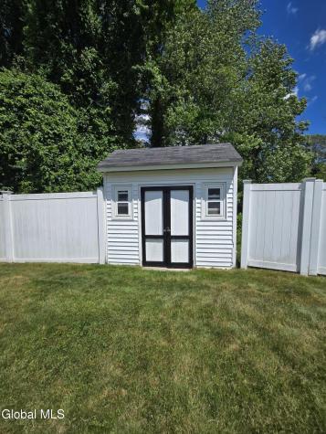 1016 Gates Drive Schenectady NY 12306