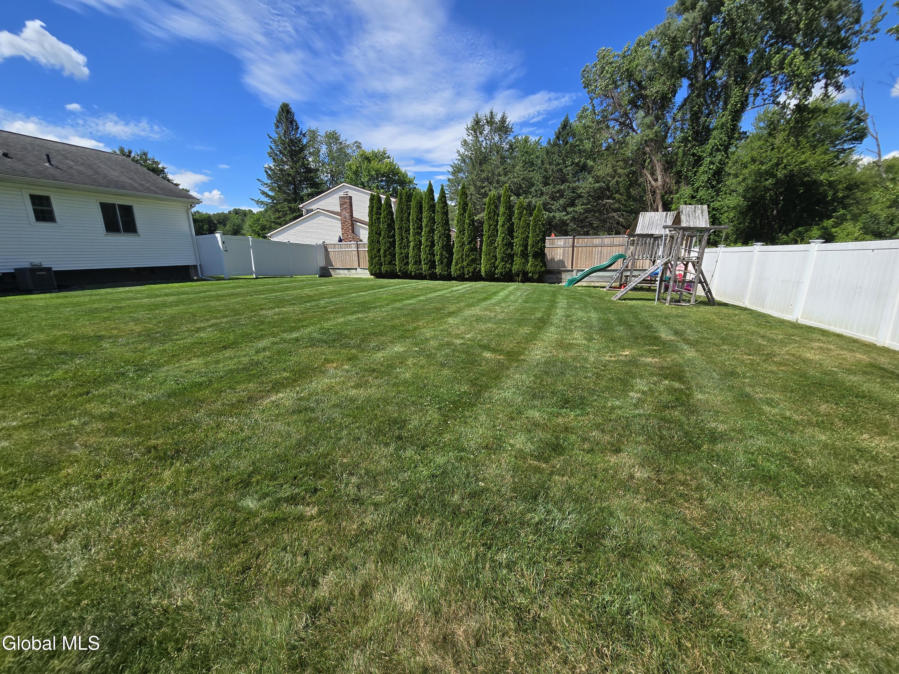 1016 Gates Drive Schenectady NY 12306