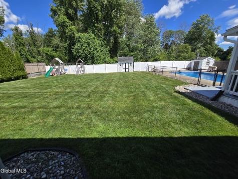 1016 Gates Drive Schenectady NY 12306
