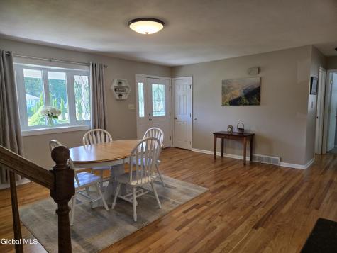 1016 Gates Drive Schenectady NY 12306