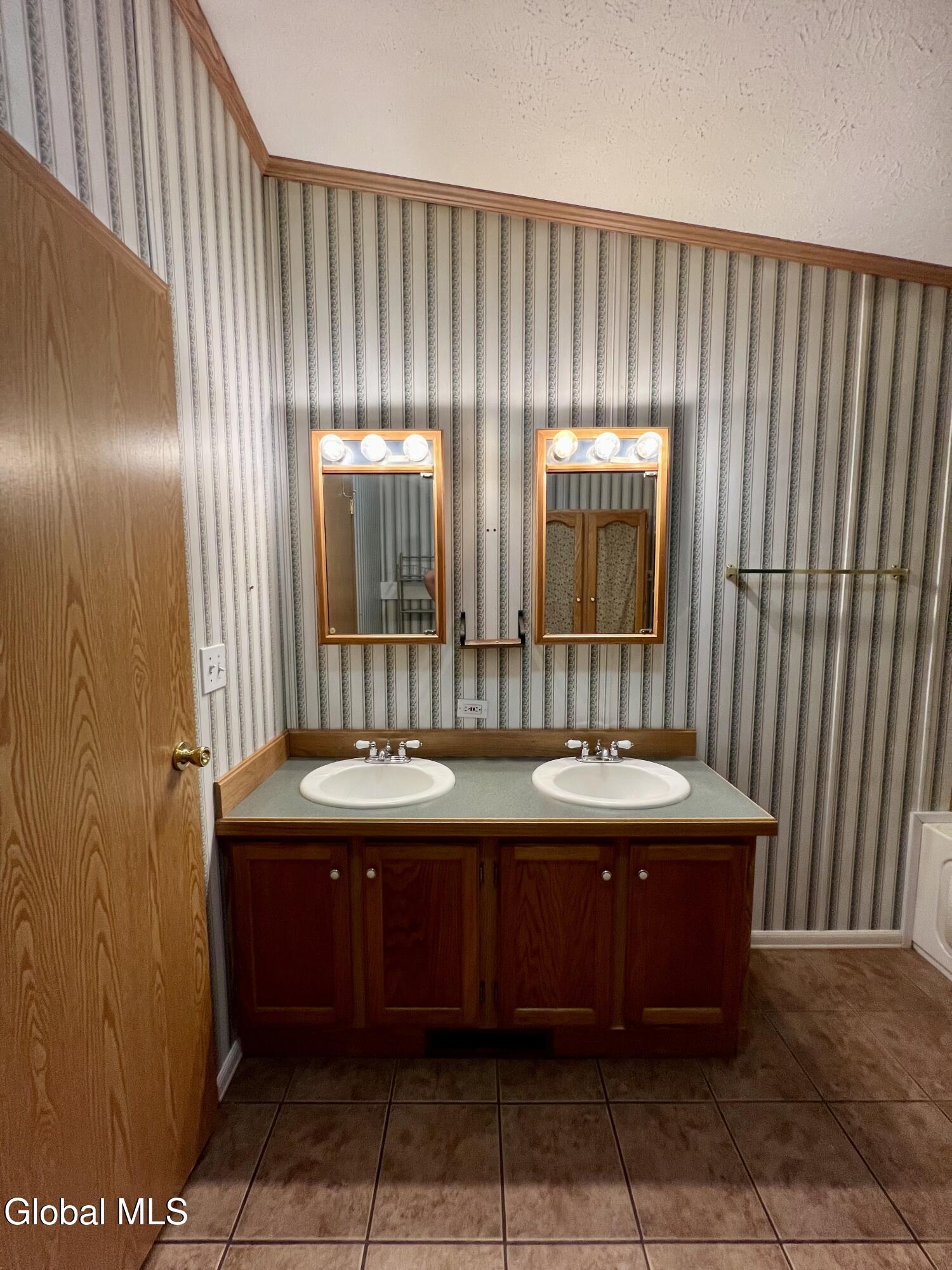 25 County Route 413 Westerlo NY 12193