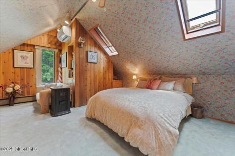 202 Old School House Road North River NY 12856