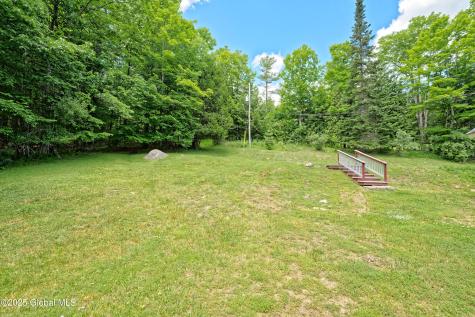 202 Old School House Road North River NY 12856