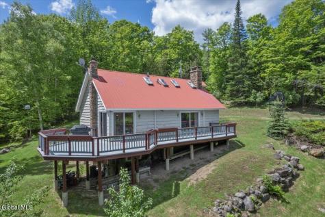 202 Old School House Road North River NY 12856