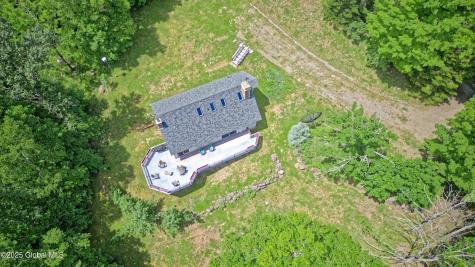 202 Old School House Road North River NY 12856