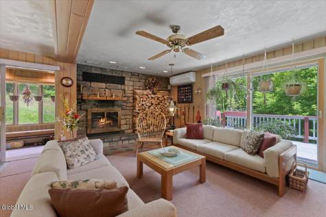202 Old School House Road North River NY 12856