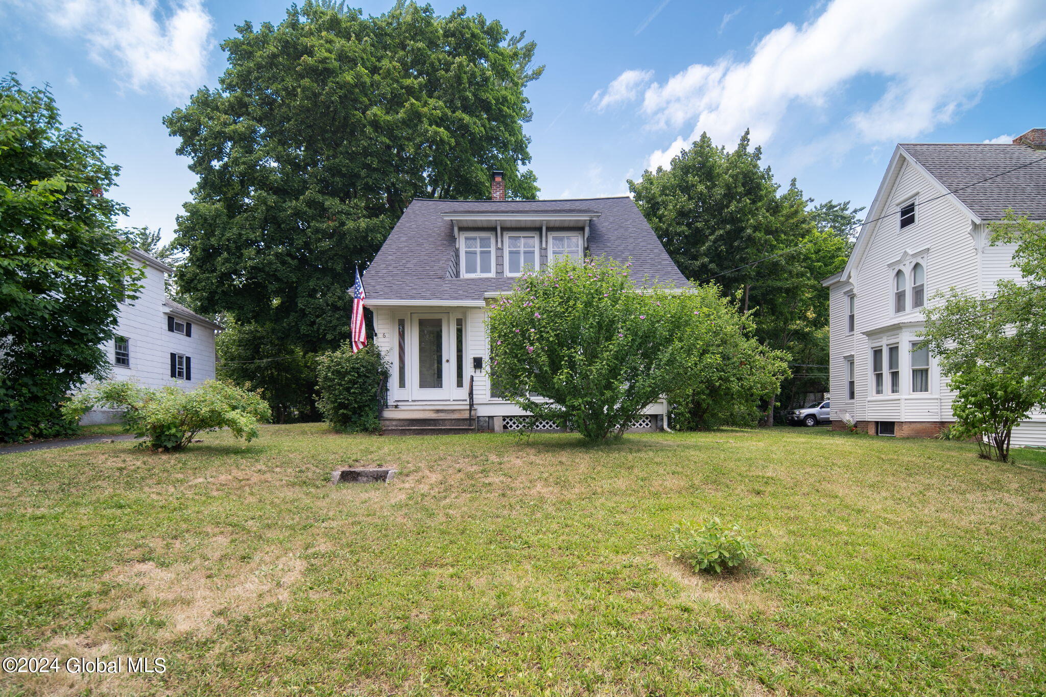 16 Villa Road Menands NY 12204