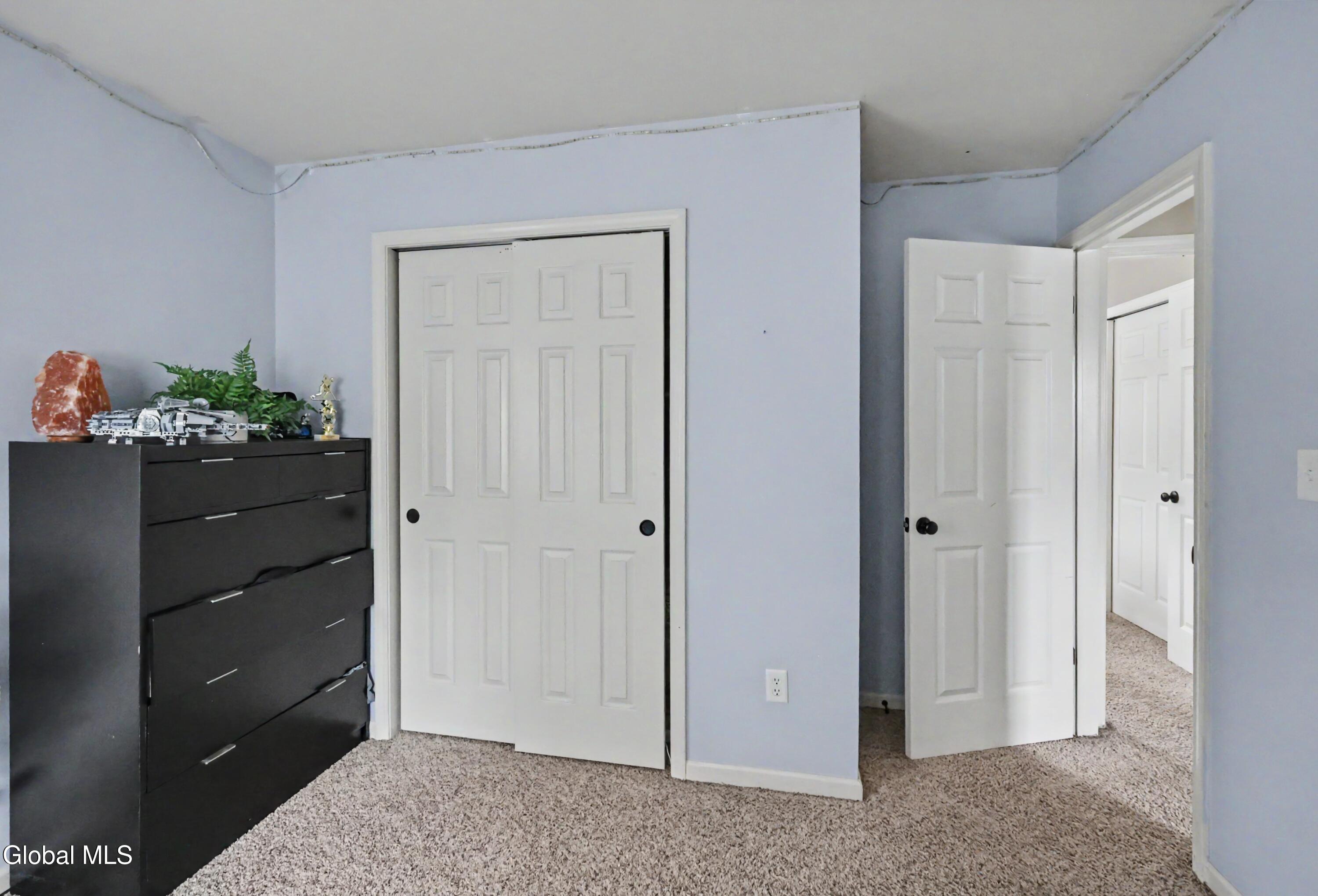1046 Laural Lane Malta NY 12020