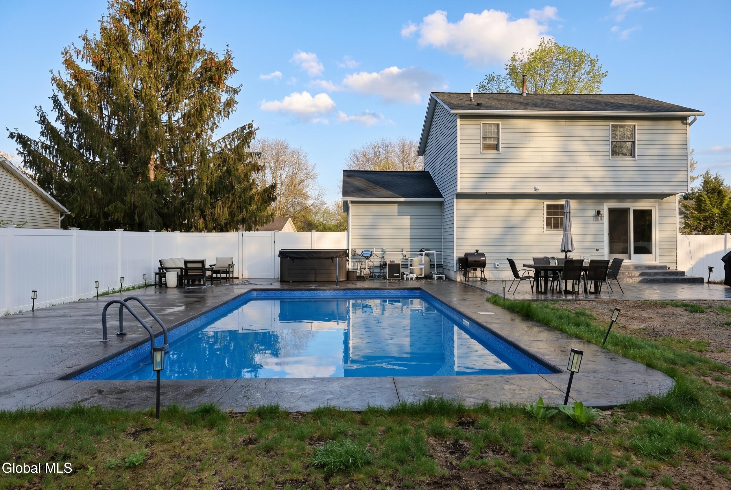 1046 Laural Lane Malta NY 12020