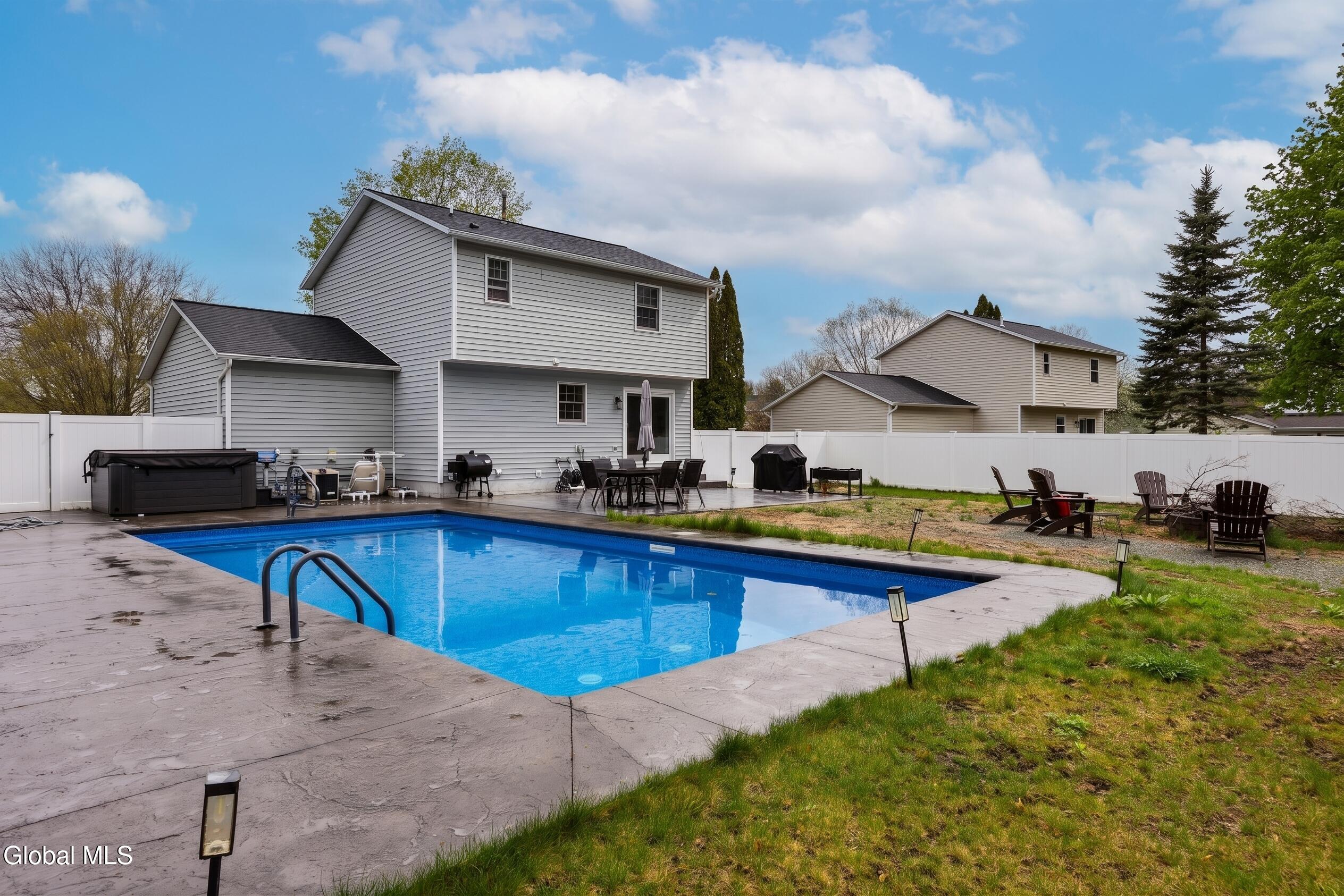 1046 Laural Lane Malta NY 12020