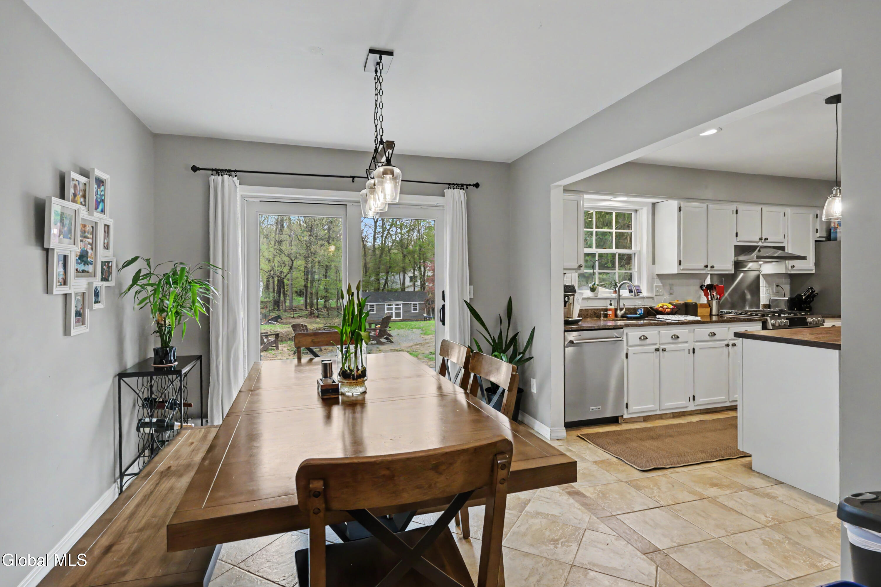 1046 Laural Lane Malta NY 12020