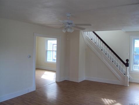 11 Romeyn Avenue Amsterdam NY 12010