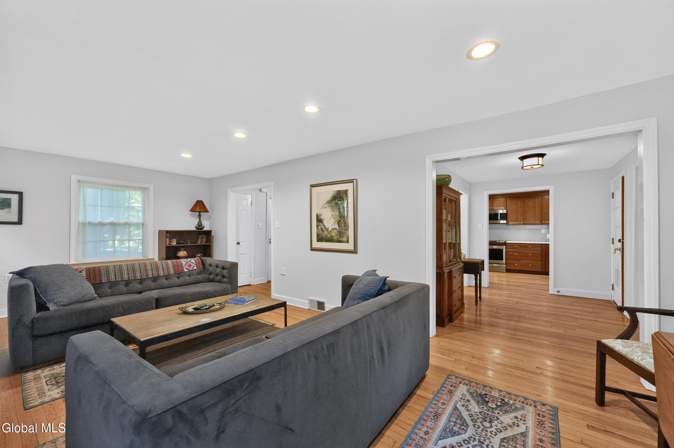 951 St Davids Lane Niskayuna NY 12309