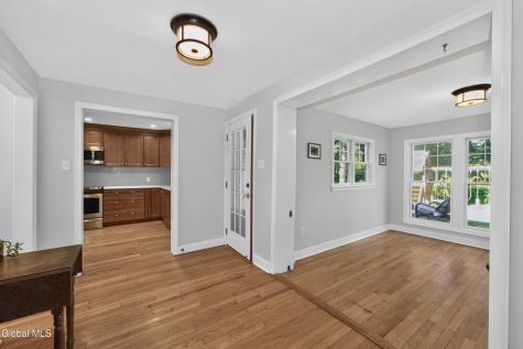 951 St Davids Lane Niskayuna NY 12309
