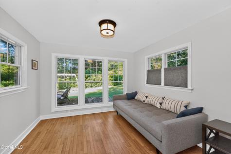 951 St Davids Lane Niskayuna NY 12309