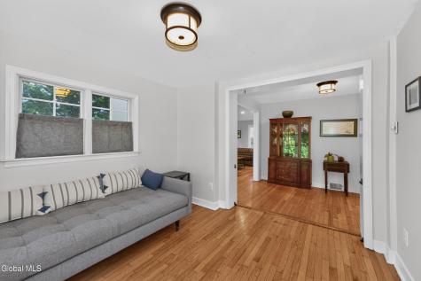 951 St Davids Lane Niskayuna NY 12309
