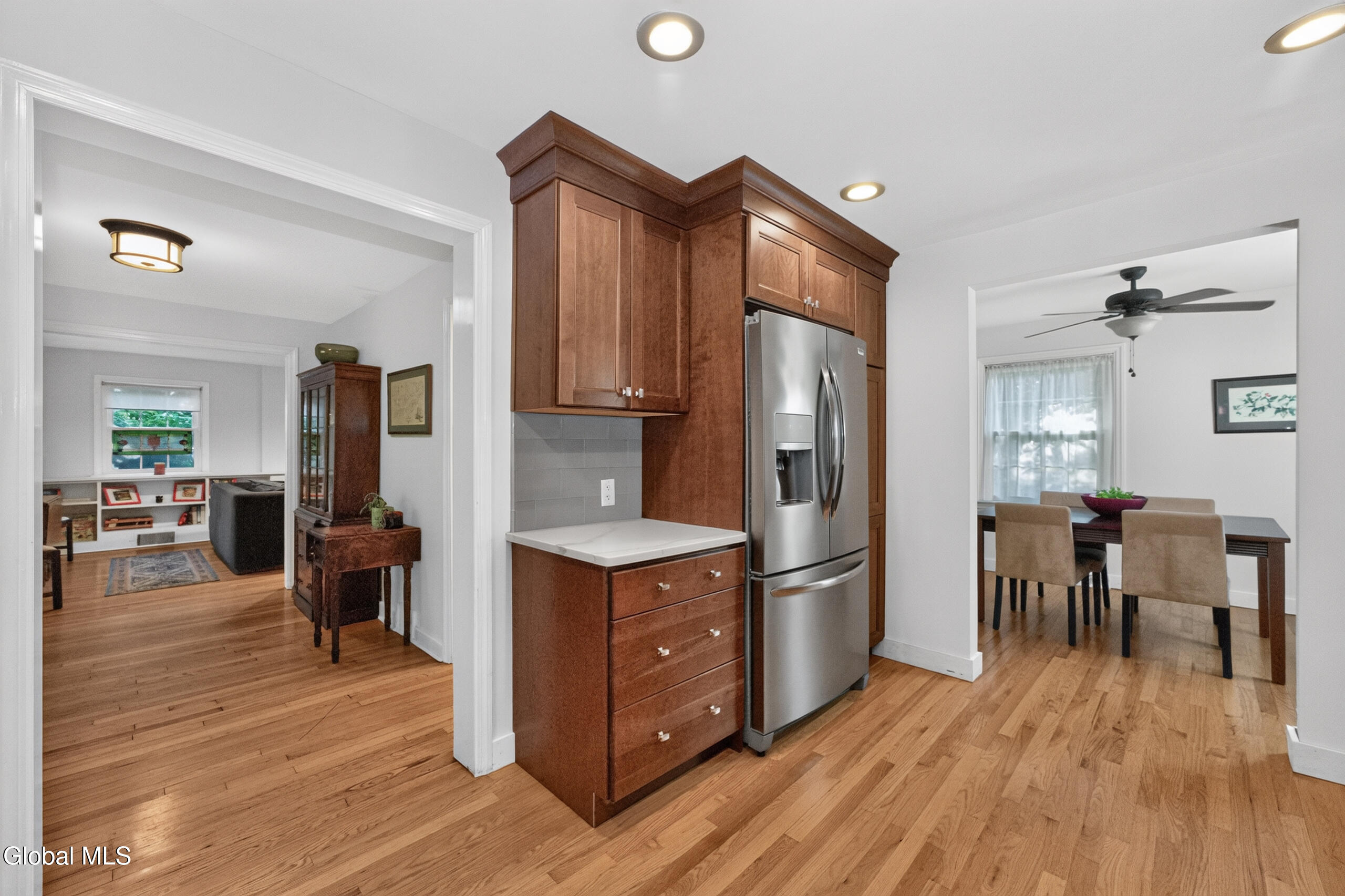 951 St Davids Lane Niskayuna NY 12309