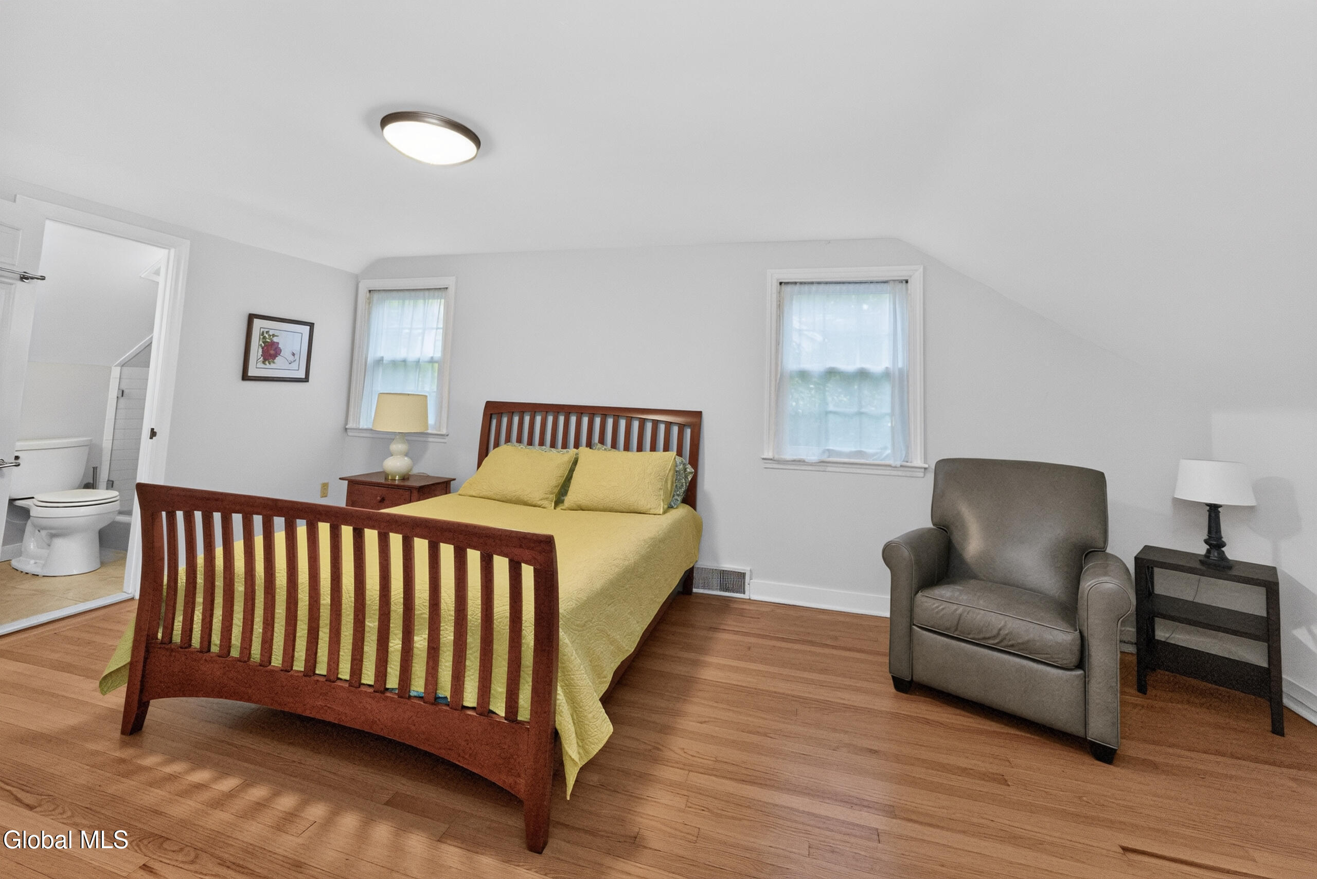 951 St Davids Lane Niskayuna NY 12309