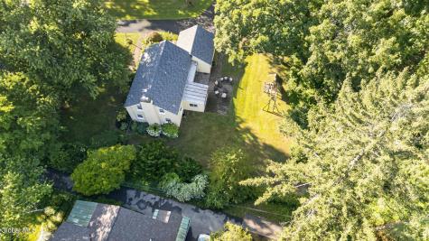 951 St Davids Lane Niskayuna NY 12309