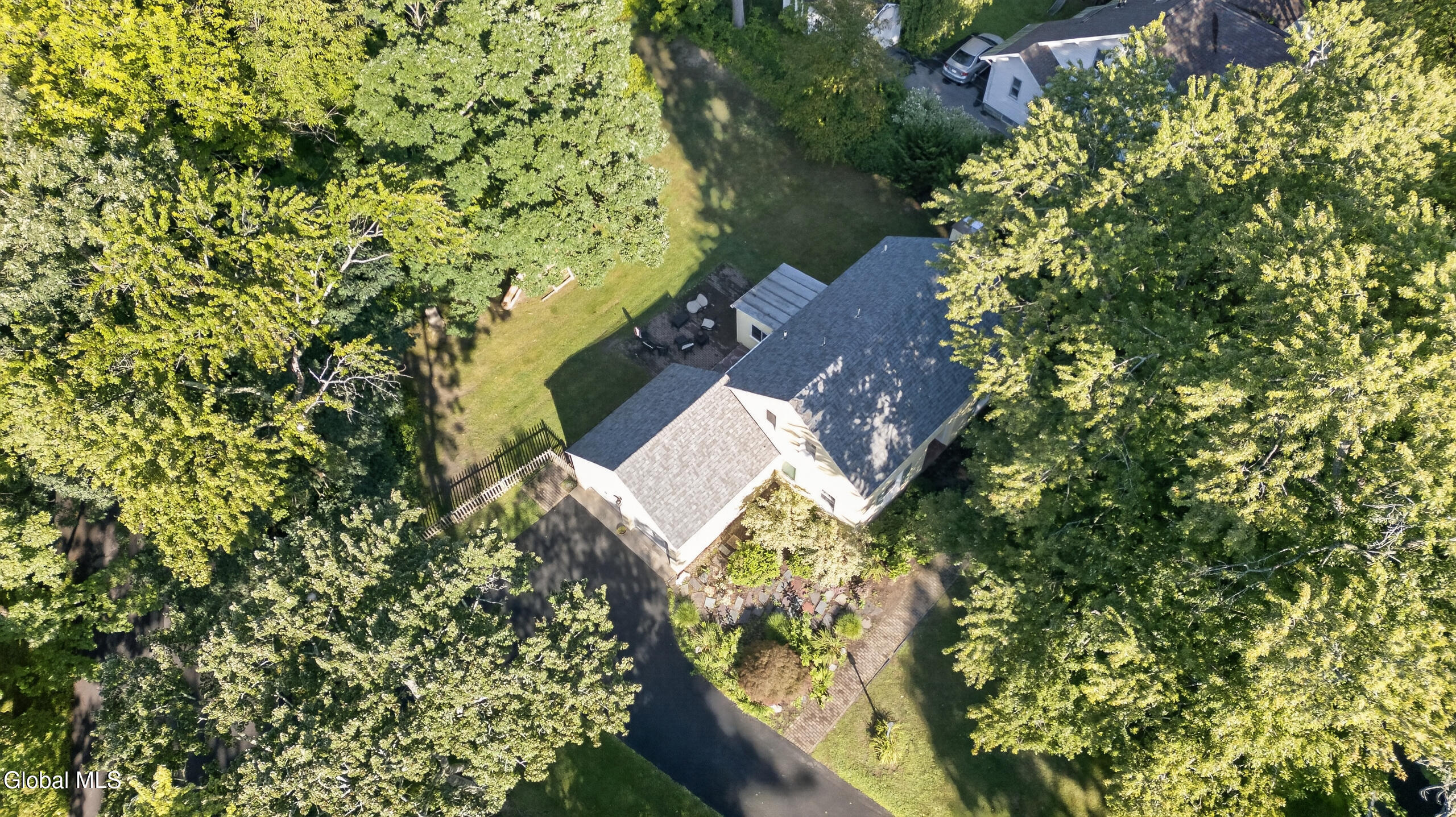 951 St Davids Lane Niskayuna NY 12309