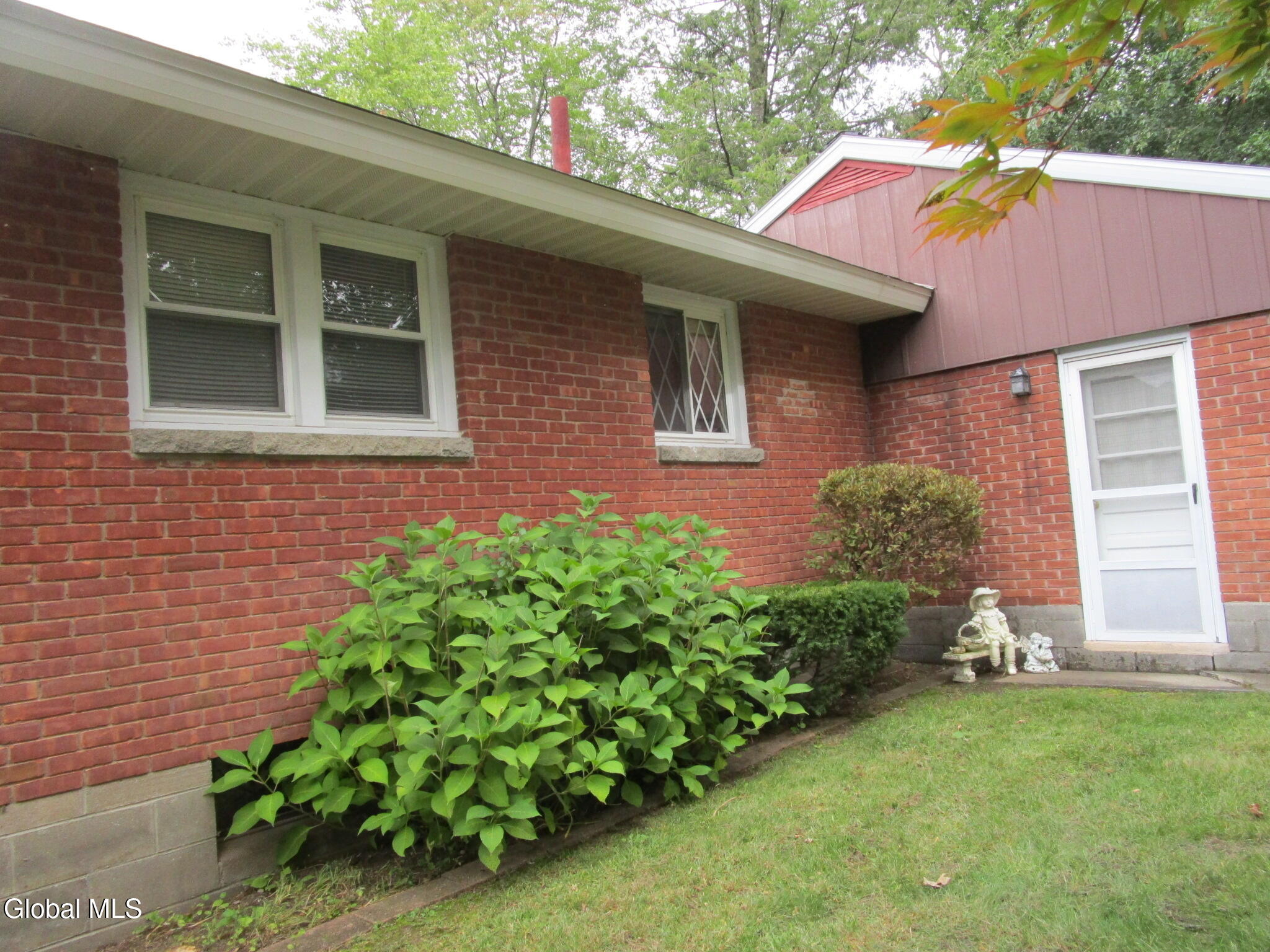 2952 Gibson Street Schenectady NY 12304