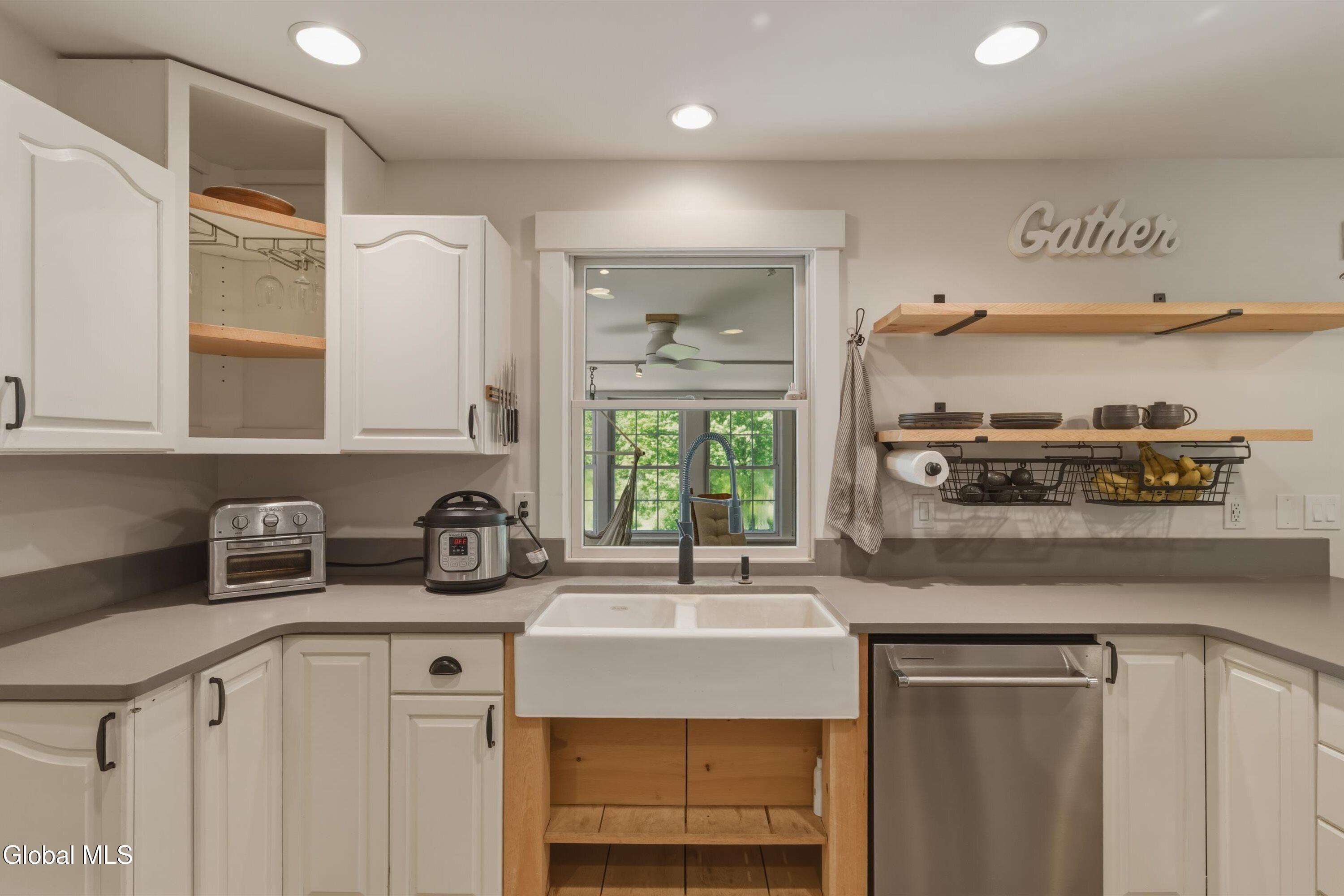 704 Tanner Road Clifton Park NY 12065