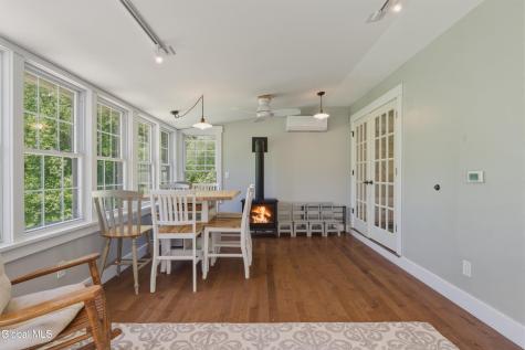 704 Tanner Road Clifton Park NY 12065