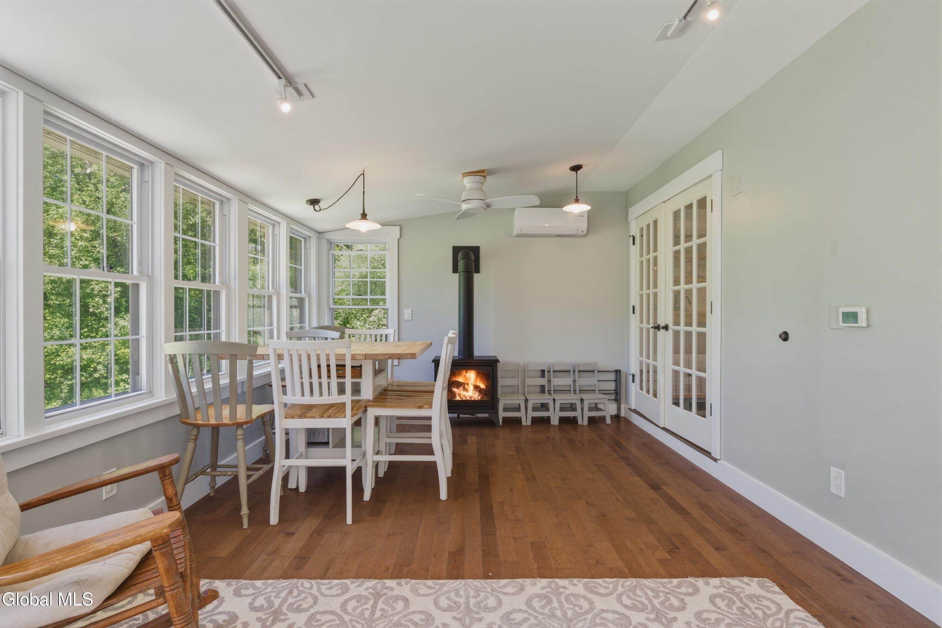 704 Tanner Road Clifton Park NY 12065