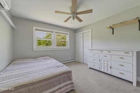 704 Tanner Road Clifton Park NY 12065