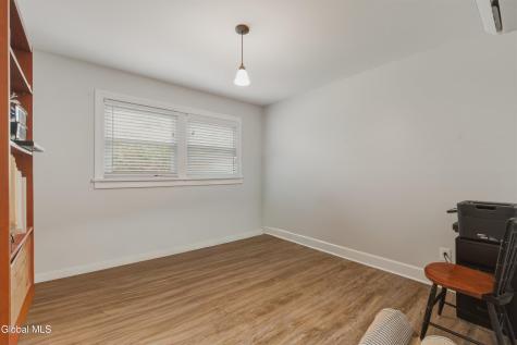 704 Tanner Road Clifton Park NY 12065