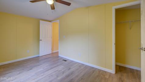 3159 State Highway 30 Gloversville NY 12078