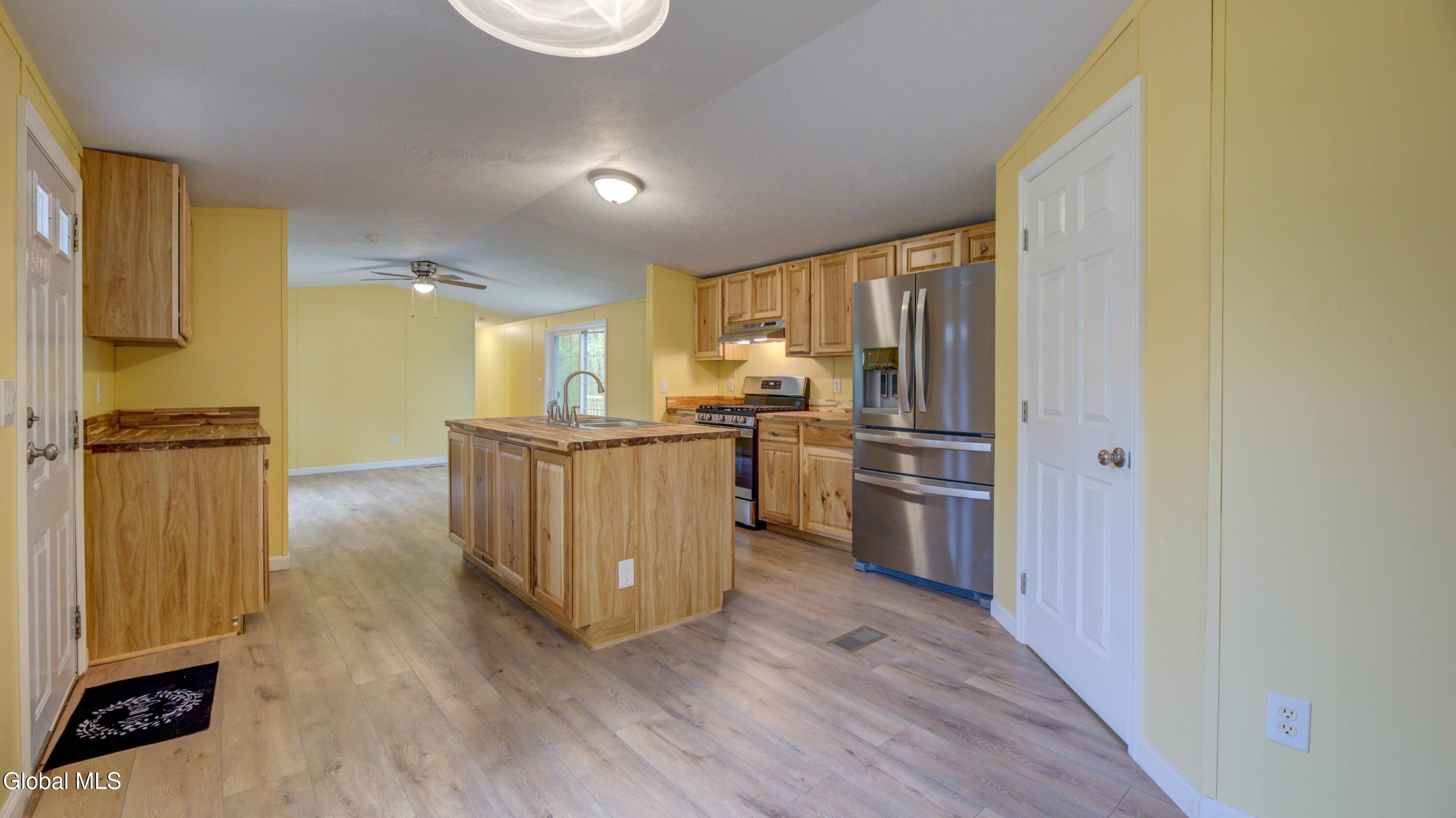 3159 State Highway 30 Gloversville NY 12078