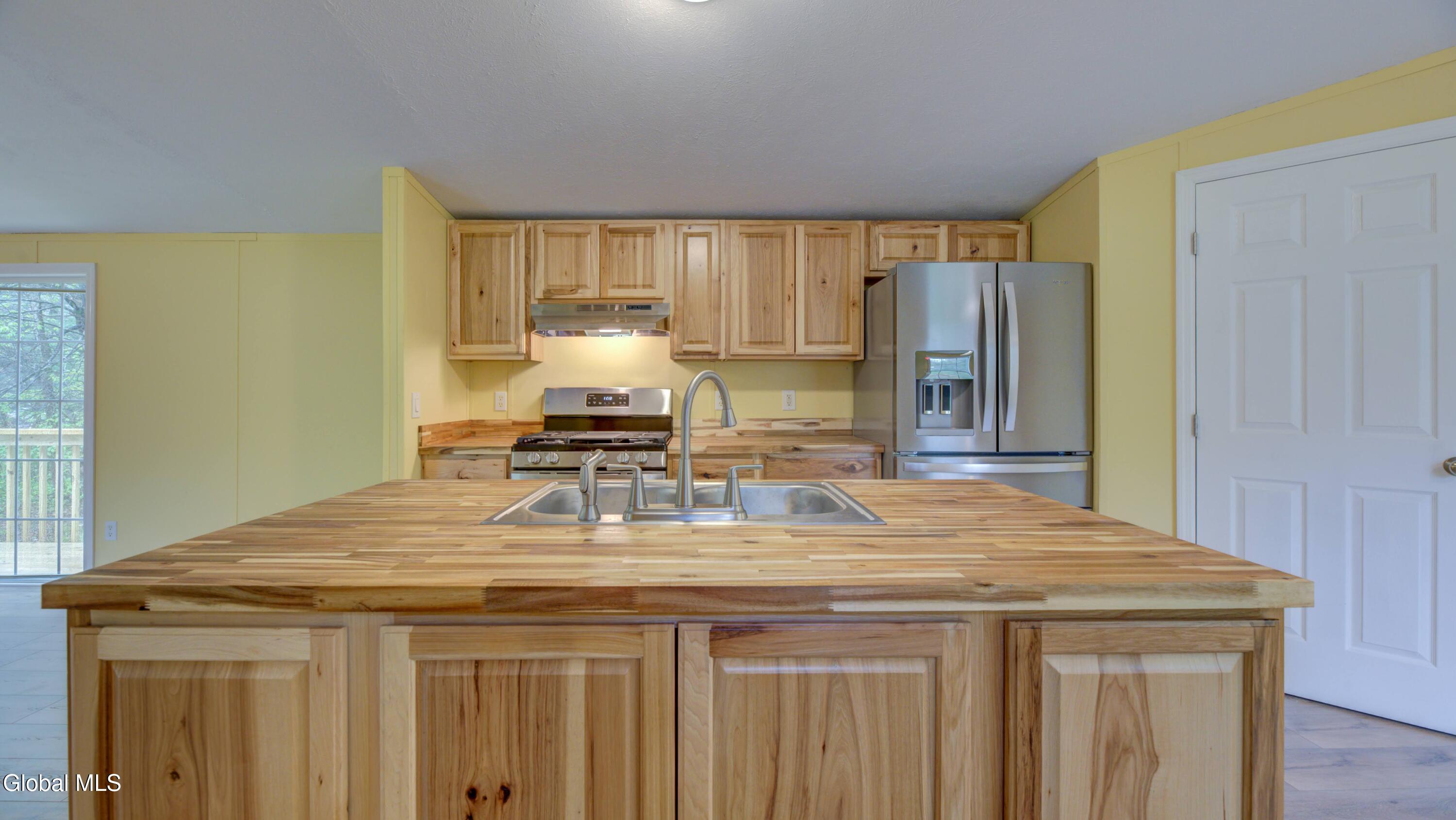 3159 State Highway 30 Gloversville NY 12078