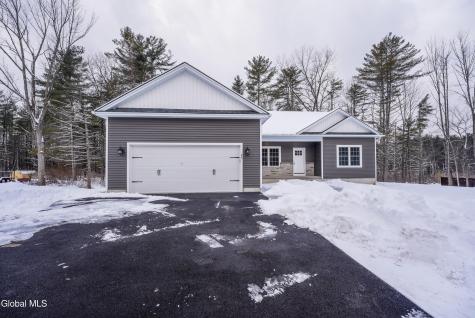 6 Wolfe Road Queensbury NY 12804