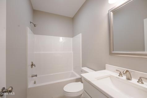 6 Wolfe Road Queensbury NY 12804