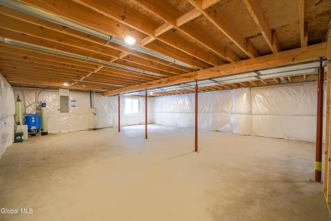 6 Wolfe Road Queensbury NY 12804