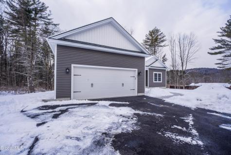 6 Wolfe Road Queensbury NY 12804